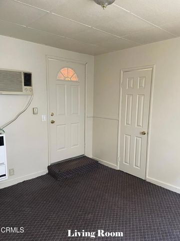 1104 N Lake Avenue, Pasadena, CA 91104