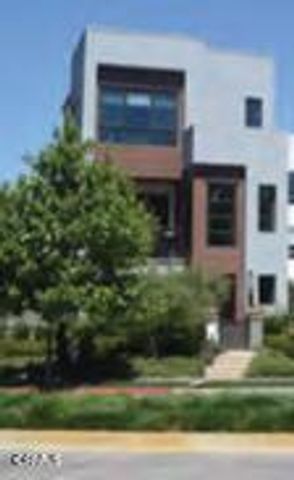 1104 N Lake Avenue, Pasadena, CA 91104