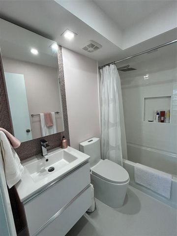 3221 NE 8th Street 301F, Pompano Beach, FL 33062