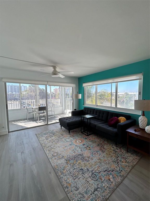 3221 NE 8th Street 301F, Pompano Beach, FL 33062