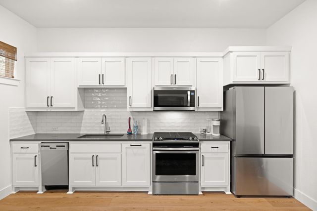 229 Iva June LN, Georgetown, TX 78628