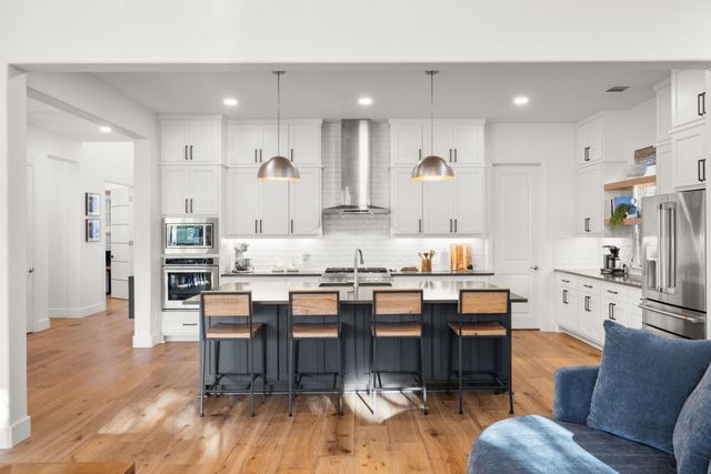 229 Iva June LN, Georgetown, TX 78628