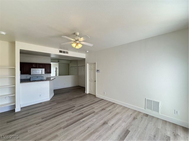 5142 South JONES Boulevard 102, Las Vegas, NV 89118