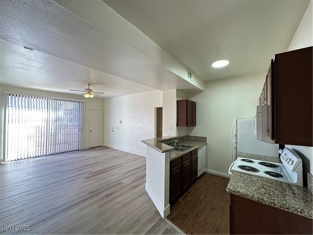 5142 South JONES Boulevard 102, Las Vegas, NV 89118