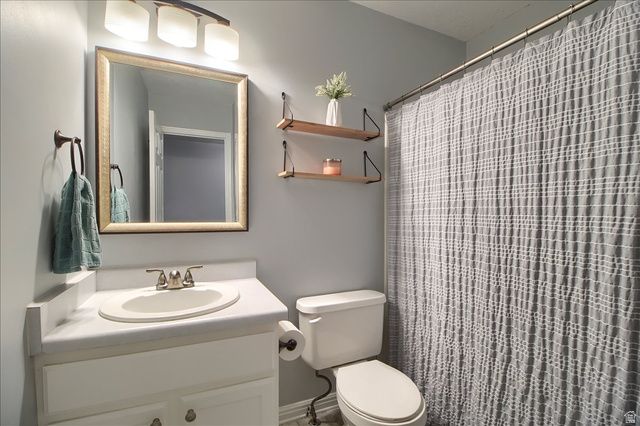 5092 S 1800 W, Roy, UT 84067