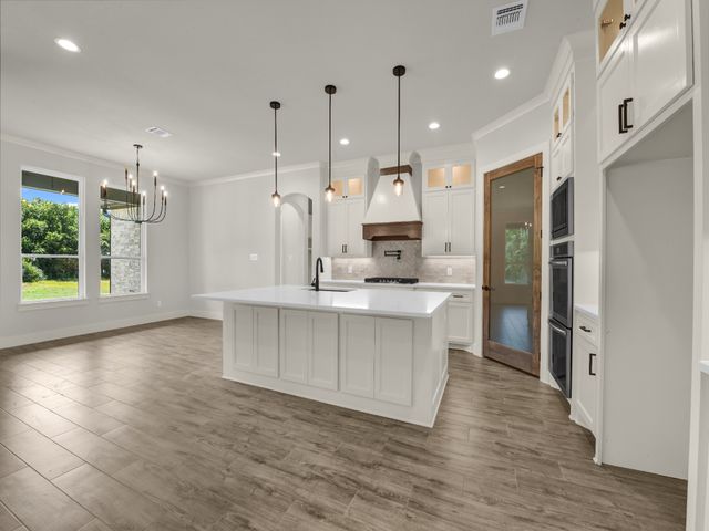 313 Wrangler Court, Weatherford, TX 76088