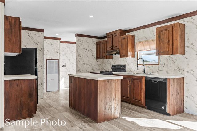 168 Merlin Way, Dalton, GA 30721