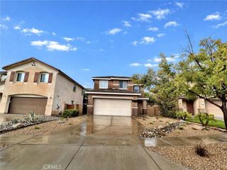 18394 Damiana, San Bernardino, CA 92407