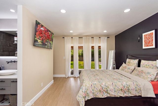 2105 Oxford Avenue, Claremont, CA 91711