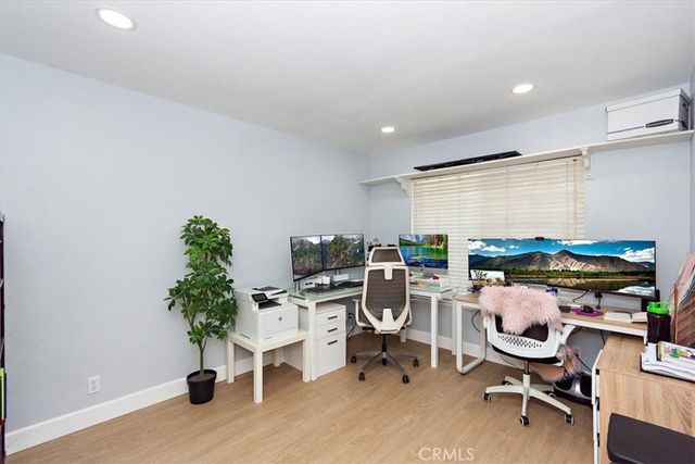 2105 Oxford Avenue, Claremont, CA 91711