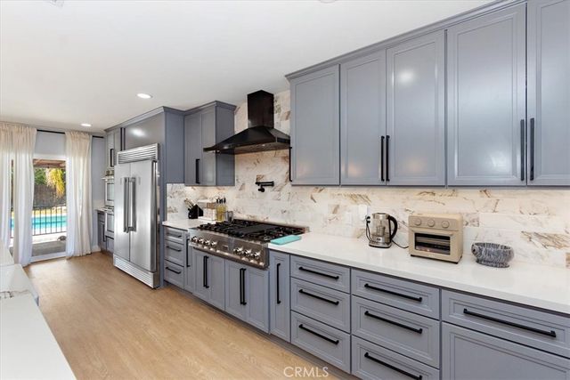 2105 Oxford Avenue, Claremont, CA 91711