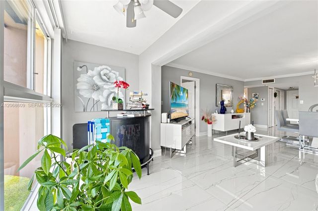 2741 N Pine Island Road 302, Sunrise, FL 33322