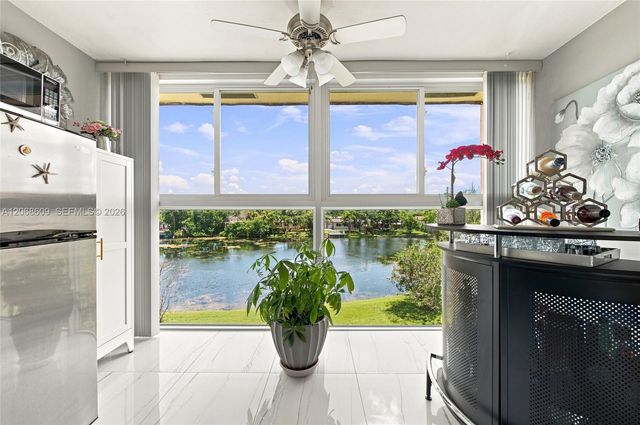 2741 N Pine Island Road 302, Sunrise, FL 33322