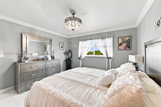 2741 N Pine Island Road 302, Sunrise, FL 33322
