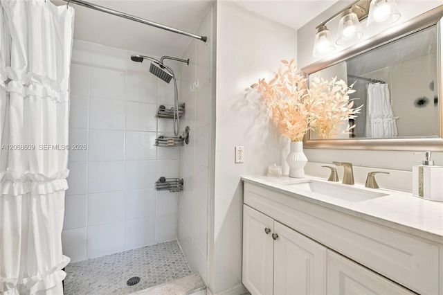 2741 N Pine Island Road 302, Sunrise, FL 33322
