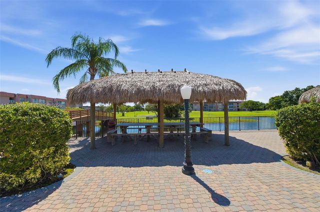 2741 N Pine Island Road 302, Sunrise, FL 33322