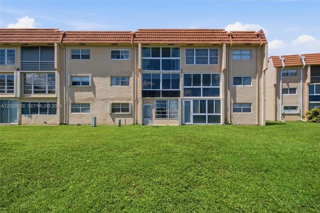 2741 N Pine Island Road 302, Sunrise, FL 33322