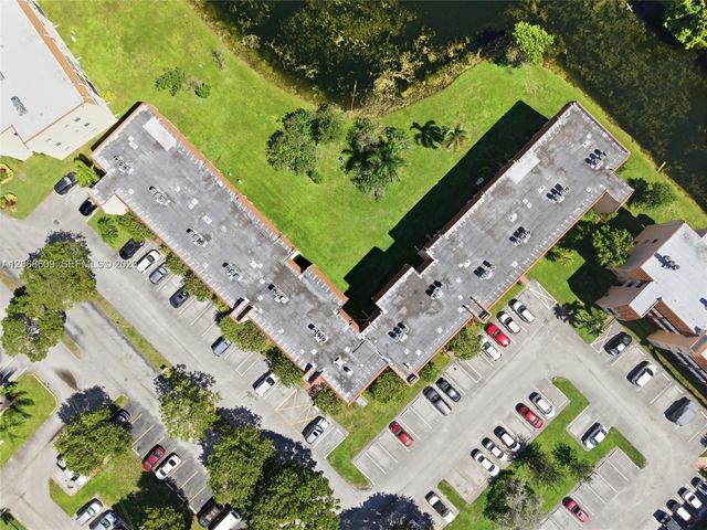 2741 N Pine Island Road 302, Sunrise, FL 33322