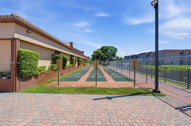 2741 N Pine Island Road 302, Sunrise, FL 33322