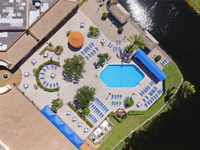 2741 N Pine Island Road 302, Sunrise, FL 33322