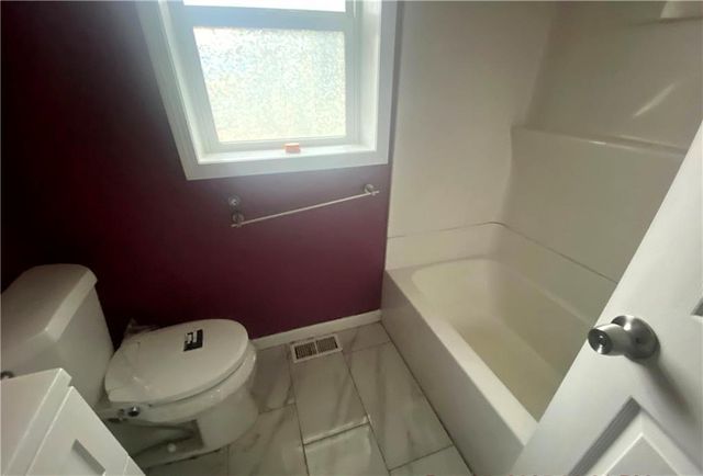 6139 S Benton Avenue, Kansas City, MO 64130