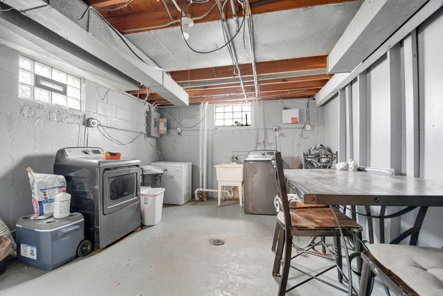 1236 Barbara Lane, Chicago Heights, IL 60411