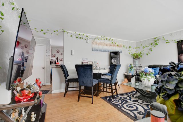 1236 Barbara Lane, Chicago Heights, IL 60411