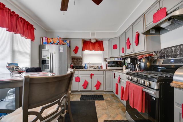 1236 Barbara Lane, Chicago Heights, IL 60411