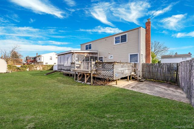 260 28th Street, Copiague, NY 11726