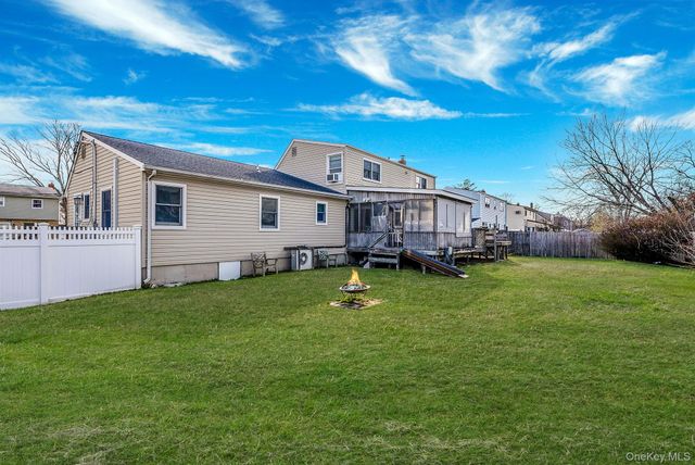 260 28th Street, Copiague, NY 11726