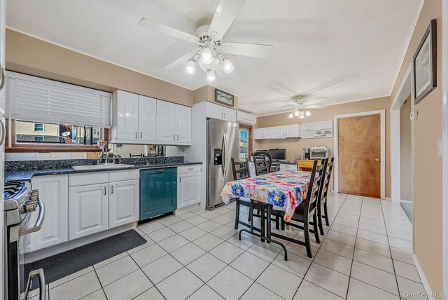 260 28th Street, Copiague, NY 11726