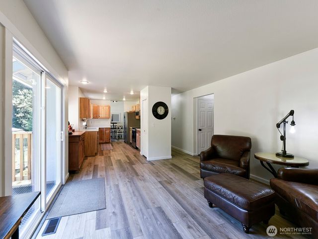 20911 111th Street Ct E, Bonney Lake, WA 98391