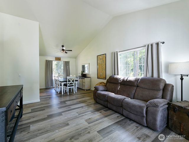 20911 111th Street Ct E, Bonney Lake, WA 98391