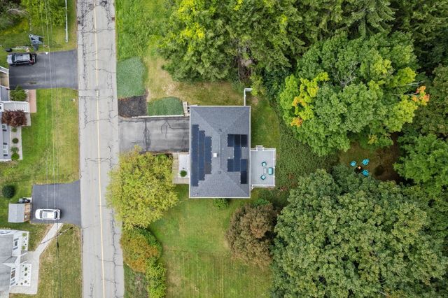 49 Elmwood St, Auburn, MA 01501