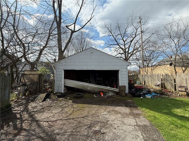 13408 Svec Avenue, Cleveland, OH 44120