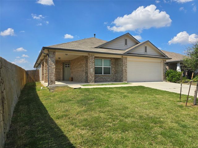 101 Stellamar DR, Hutto, TX 78634