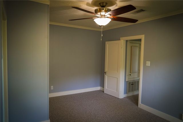 805 East 27th Street, Bryan, TX 77803