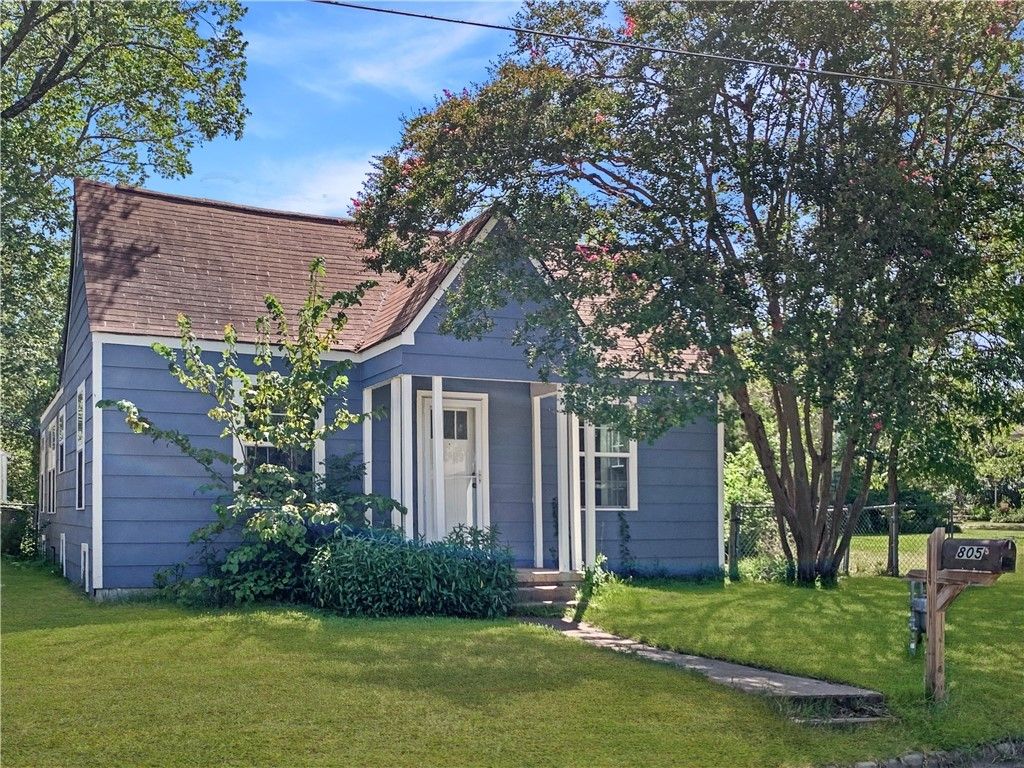 805 East 27th Street, Bryan, TX 77803