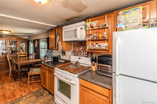 95 Riley Road, New Windsor, NY 12553