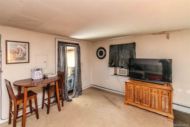 95 Riley Road, New Windsor, NY 12553