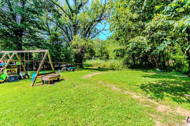 95 Riley Road, New Windsor, NY 12553
