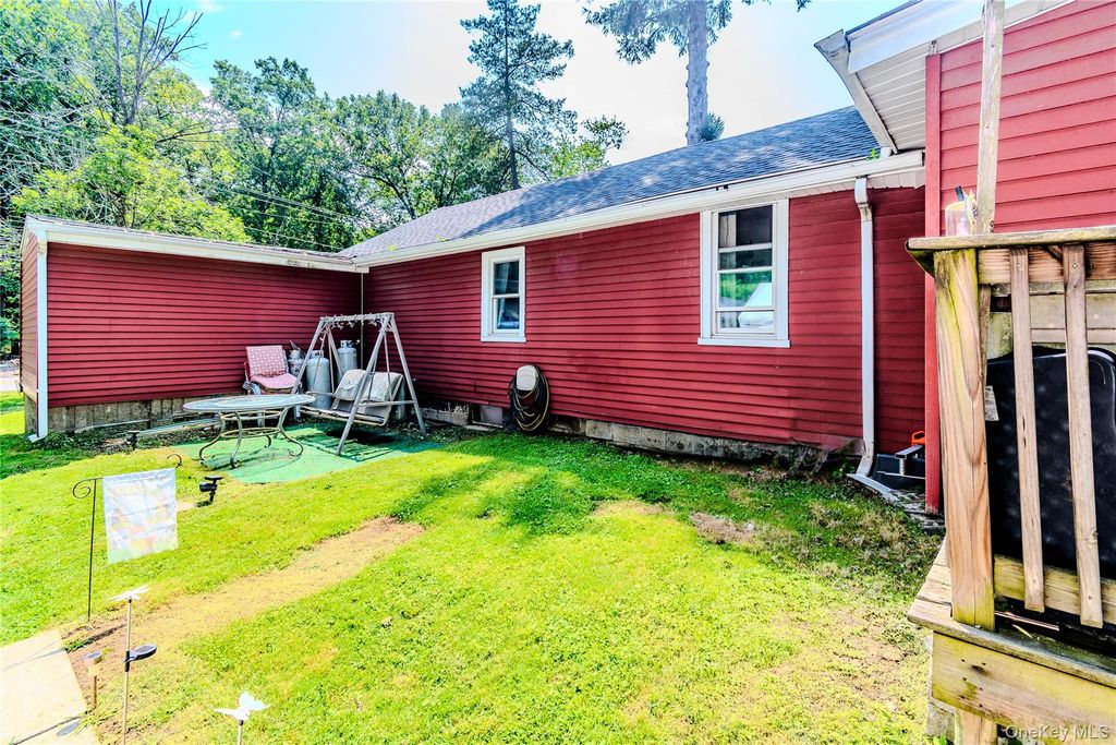 95 Riley Road, New Windsor, NY 12553 — photo 5