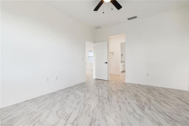 8 Cleat CT, Placida, FL 33946