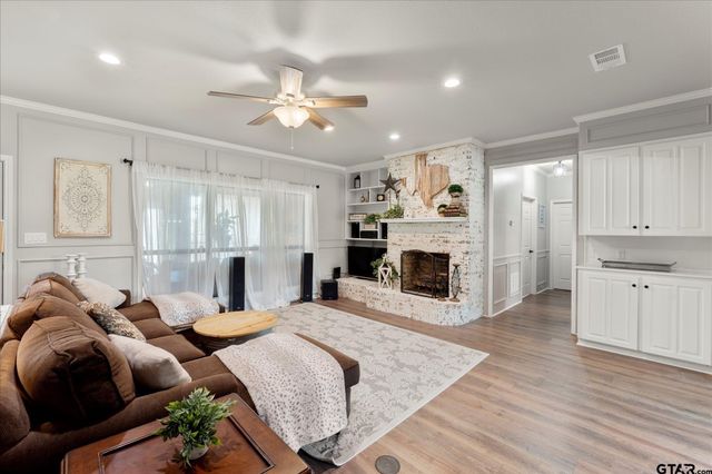 3006 Masters Drive, Mount Pleasant, TX 75455