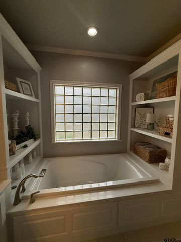 3006 Masters Drive, Mount Pleasant, TX 75455