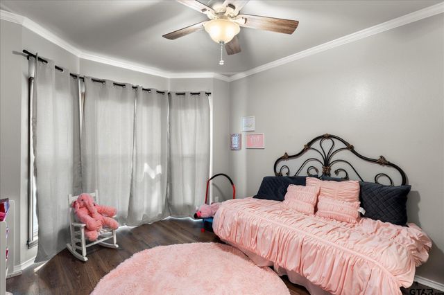 3006 Masters Drive, Mount Pleasant, TX 75455