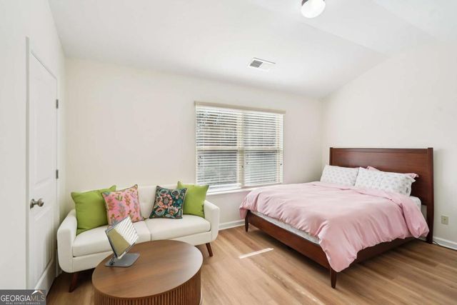 571 Tuscany Walk Lane, Lawrenceville, GA 30043