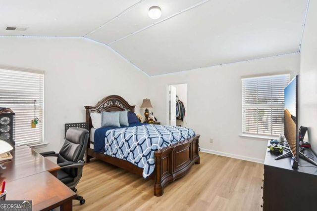 571 Tuscany Walk Lane, Lawrenceville, GA 30043