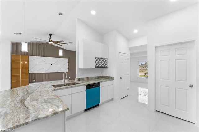 3700 10TH ST W, Lehigh Acres, FL 33971