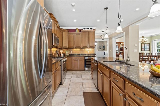 2100 Saint Brides RD W, Chesapeake, VA 23322